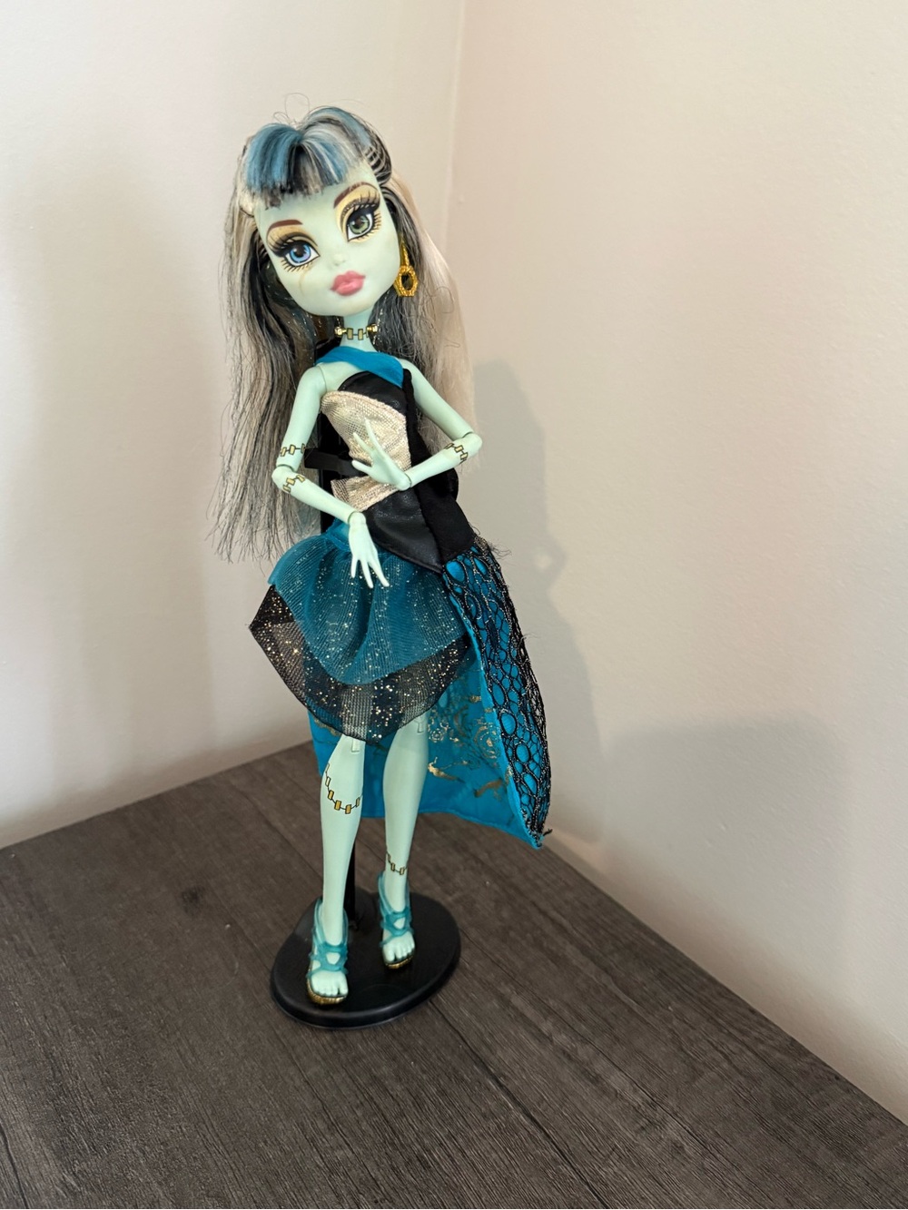 Monster High 13 Wishes Frankie Stein Doll ⚡🕌